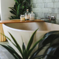 Is a Freestanding Tub Right for Me?